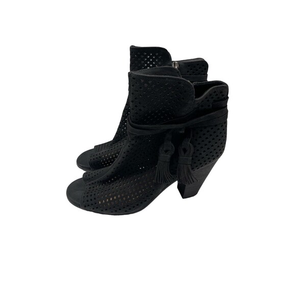 Vince Camuto Black Suede Leather Sexy VC Kamey perforated Ankle BOOTS Sz 9M - Picture 4 of 10